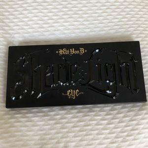 Kay Von D Shade and Light Eyeshadow palette